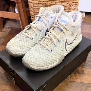 Mens KD trey 5 VIII EP